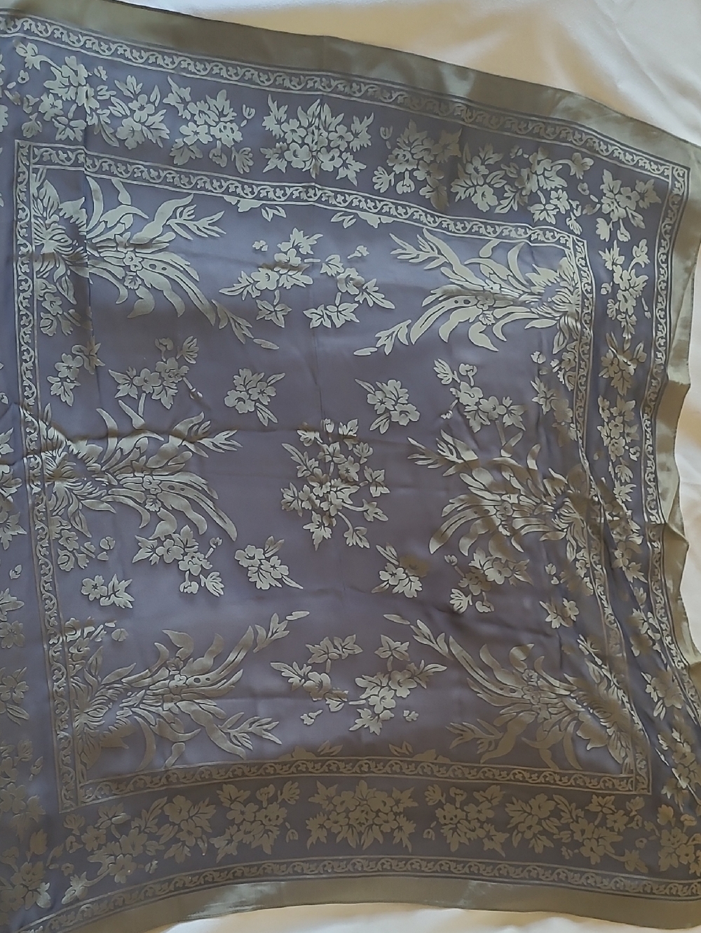 Floral Jacquard Satin Scarf in Dusty Lavender and Silver
